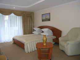 Санаторий Славутич, номер люкс