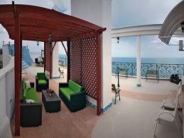 Отель Бартон Парк, г. Алушта, Апартаменты, Летняя площадка