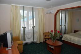 Отель Миргород, Номер Люкс 301
