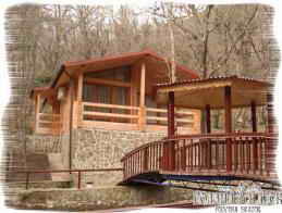 Отель Поляна Сказок, Ялта, Крым. Сруб