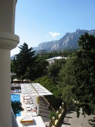 &nbsp;вид с террасы виллы парк Чаир в отеле Марат