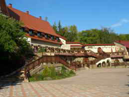 Отель Поляна Сказок, Ялта, Крым