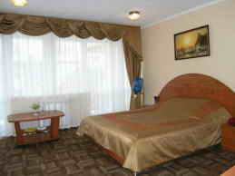 Санаторий Славутич, номер полулюкс