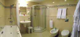 Отель Алые Паруса, туалетная комната