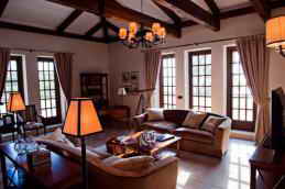 Резиденция Крымский Бриз вилла Ласточка  кабинет