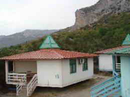 База отдыха Изумруд 2 Ласпи Крым Бунгало коттедж фото