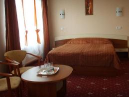 Отель Миргород, 2-комнатный 2-местный Полулюкс Фото