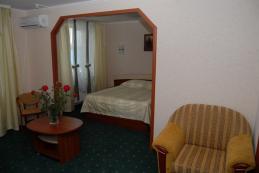 Отель Миргород, Номер Люкс 303