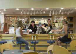 VIP отель Ореанда, спорт-бар Экстрим